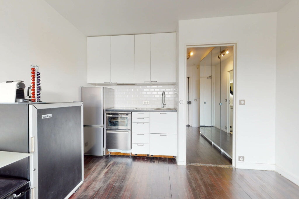 IMMOTEC studio vue Seine à vendre Paris 15ème