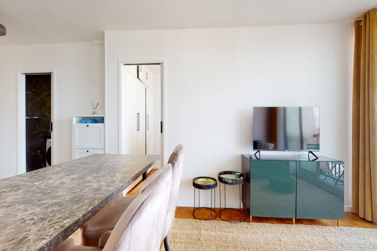 appartement location vue dégagée balcon Paris 15e