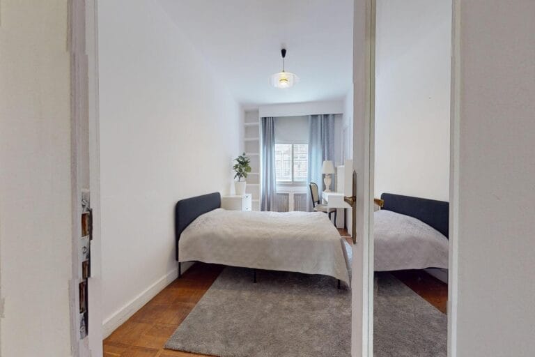 Appartement F5 à louer méublé - 5 pièces - 130m² -PARIS 75016 - ILE DE FRANCE - Agence IMMOTEC Paris