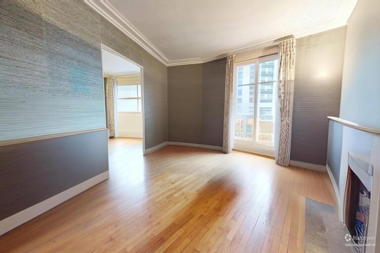 Art-Deco-09082025_162806_defurnished_resized