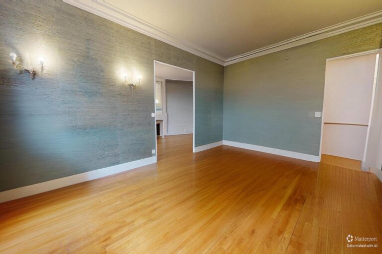 Art-Deco-09082025_162909_defurnished_resized