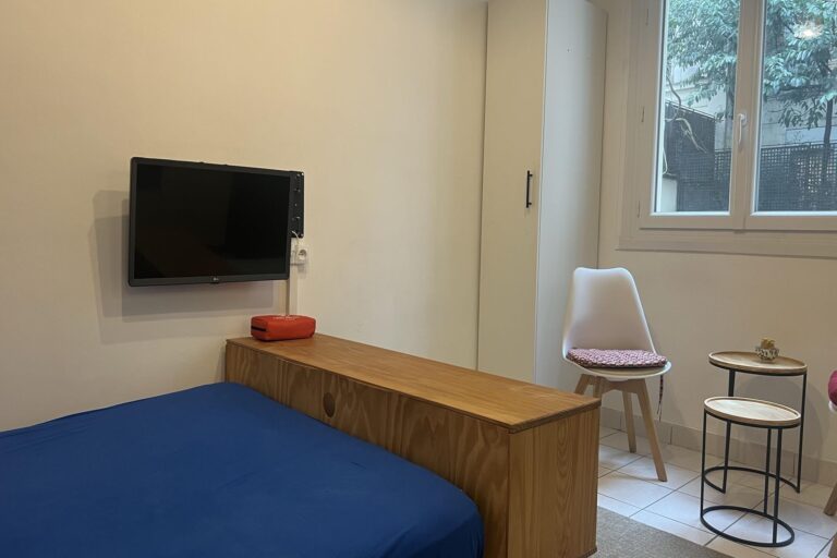 Studio meublé 14,8 m² Trocadéro – Immeuble de prestige