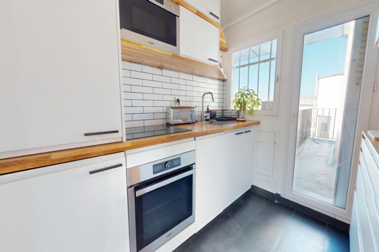 EiffelSeine-03182026_151903_resized